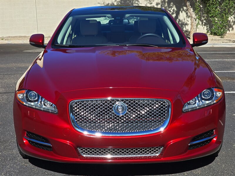 Used 2012 Jaguar XJ RWD image 3