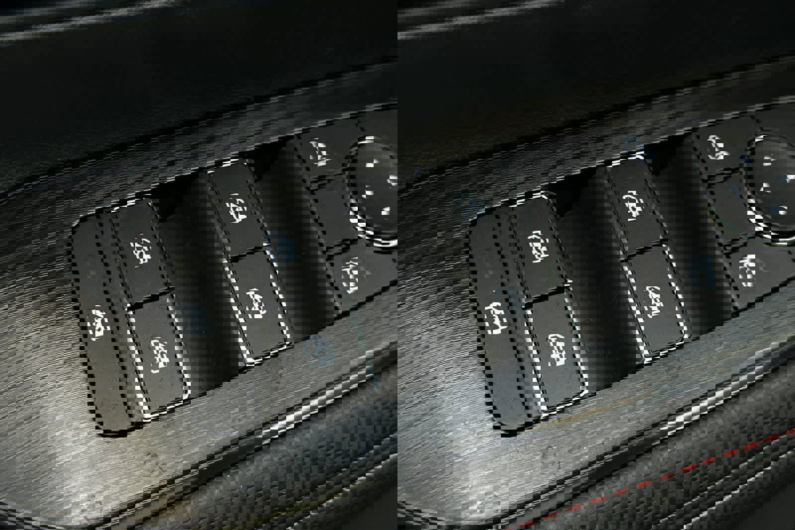 New 2026 Nissan Kicks SR w/ SR Premium Package image 14