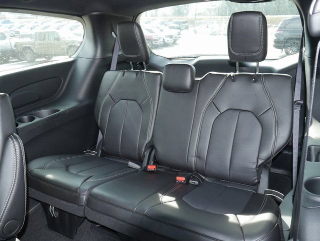 New 2026 Chrysler Voyager LX FWD image 18