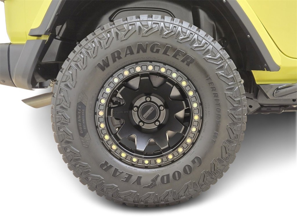 Used 2023 Jeep Wrangler Unlimited Rubicon 392 w/ Xtreme Recon 35" Tire Package image 7
