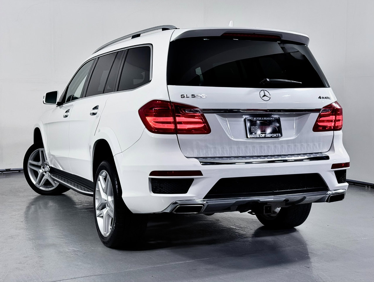 Used 2014 Mercedes-Benz GL 550 4MATIC image 9