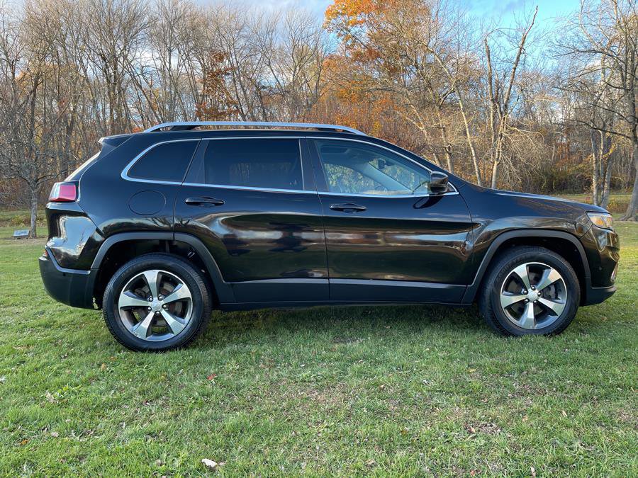 Used 2019 Jeep Cherokee Limited w/ Luxury Group image 32