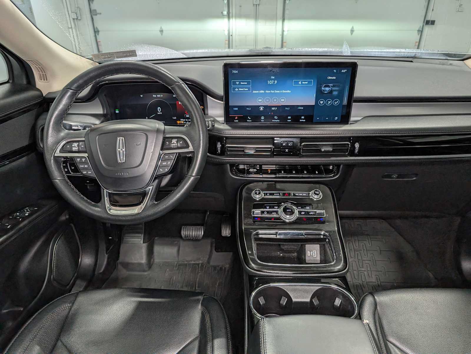 Certified 2023 Lincoln Nautilus AWD w/ Premium Package image 17