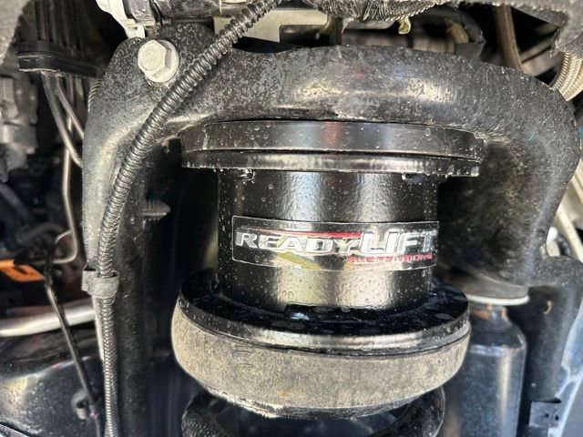 Certified 2025 Ford F250 Platinum image 37