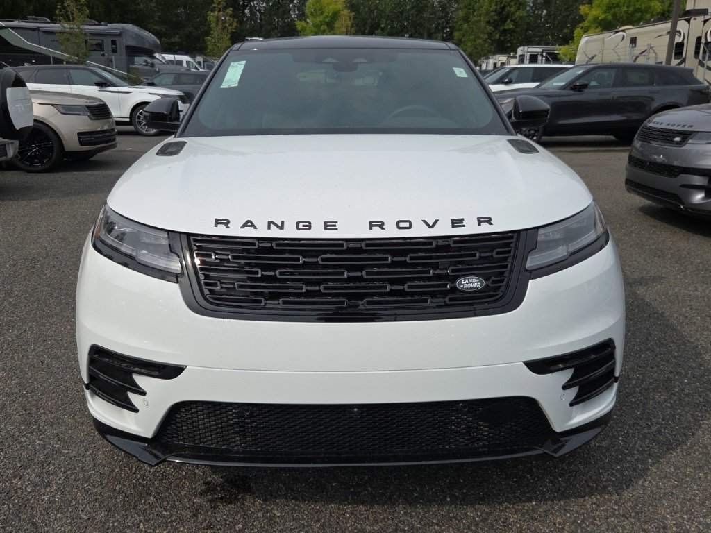 New 2026 Land Rover Range Rover Velar Dynamic SE image 9