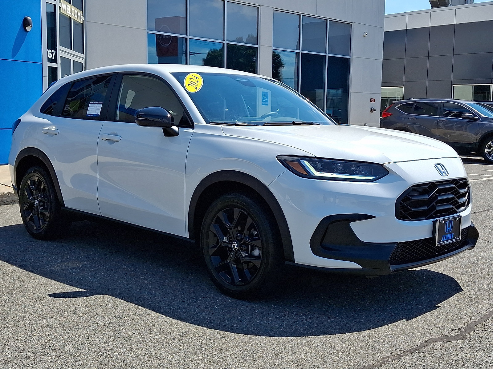 Used 2024 Honda HR-V Sport image 3