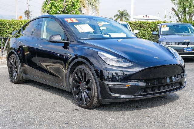 Used 2022 Tesla Model Y Performance AWD/4WD image 3