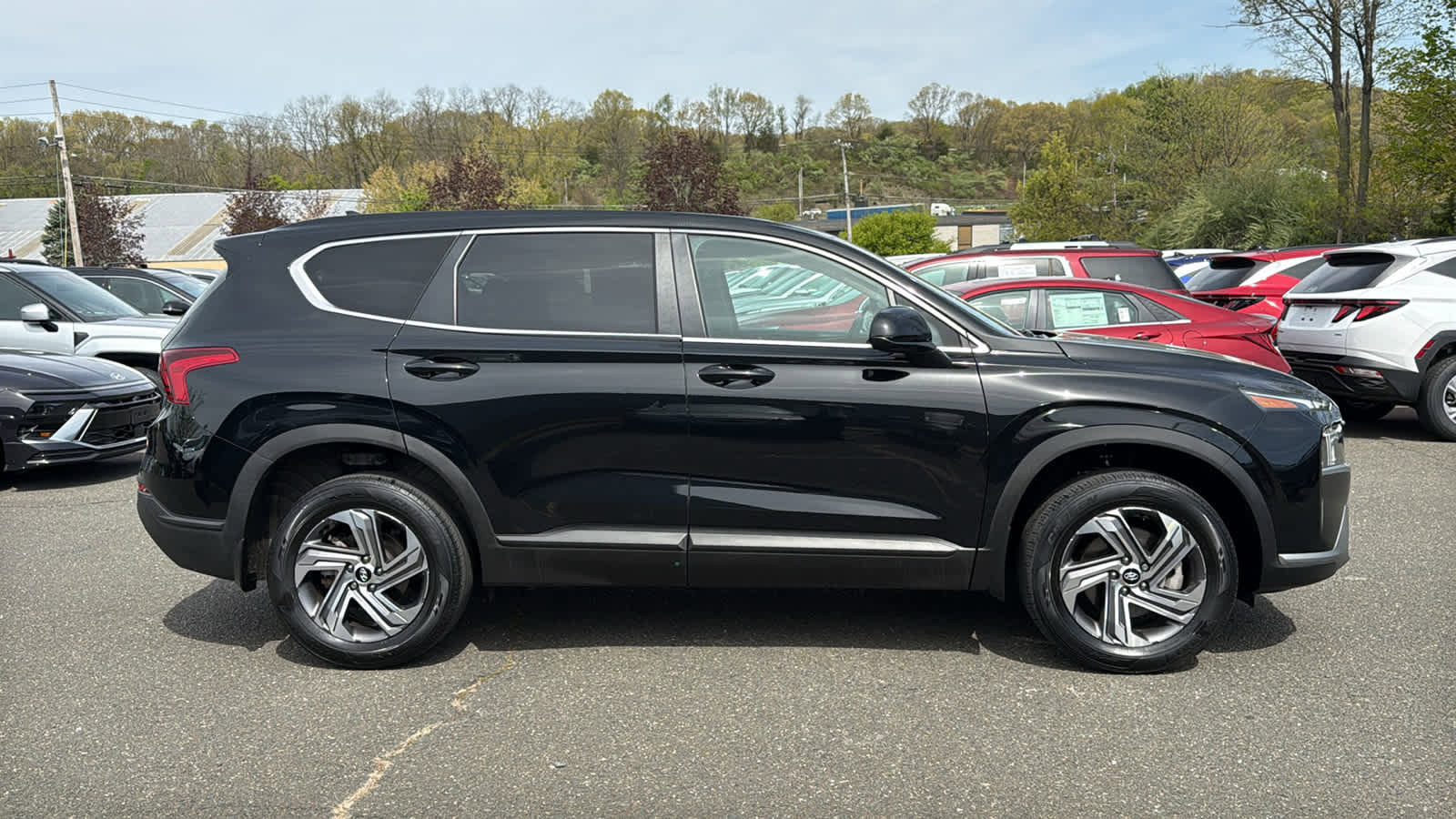 Used 2023 Hyundai Santa Fe SE AWD/4WD image 5