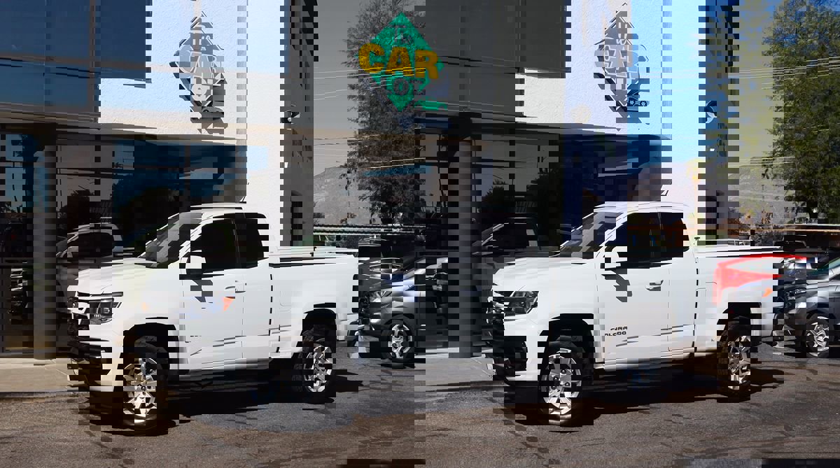 Used 2022 Chevrolet Colorado LT w/ Fleet Safety Package image 4