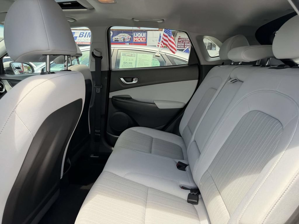 Certified 2023 Hyundai Kona SEL w/ Convenience Package AWD/4WD image 13