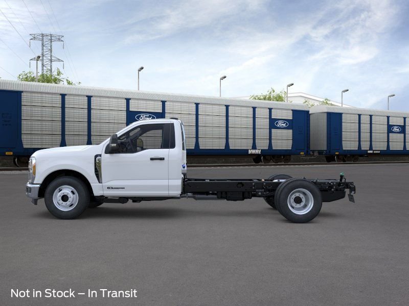 New 2026 Ford F350 XL w/ XL Chrome Package RWD image 3