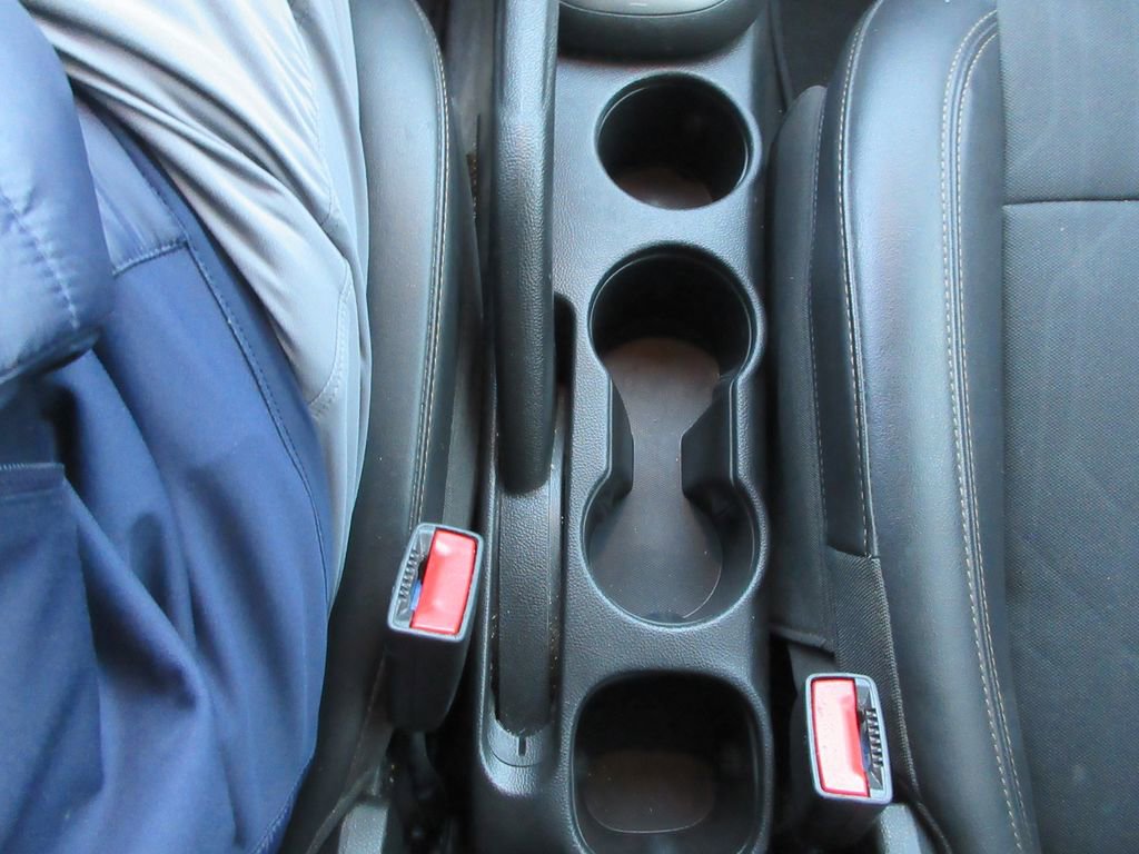 Used 2022 Chevrolet Trax LT image 27