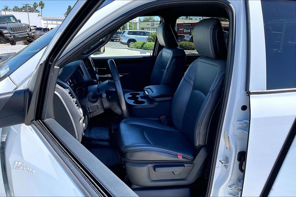 Used 2022 RAM 2500 Tradesman w/ Chrome Appearance Group image 3