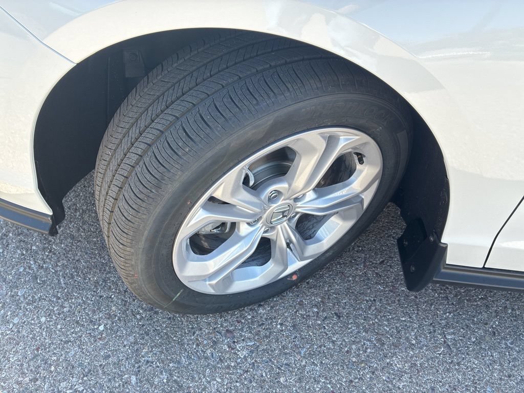 New 2026 Honda Accord LX image 9