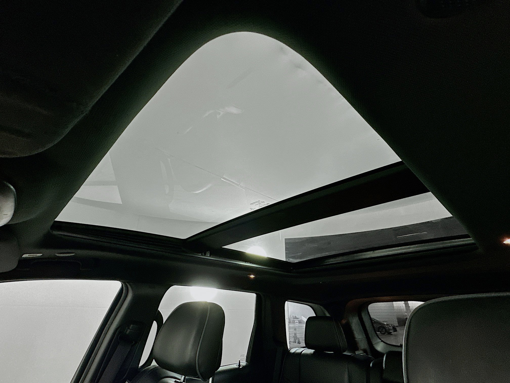 Used 2019 Jeep Grand Cherokee Overland image 27