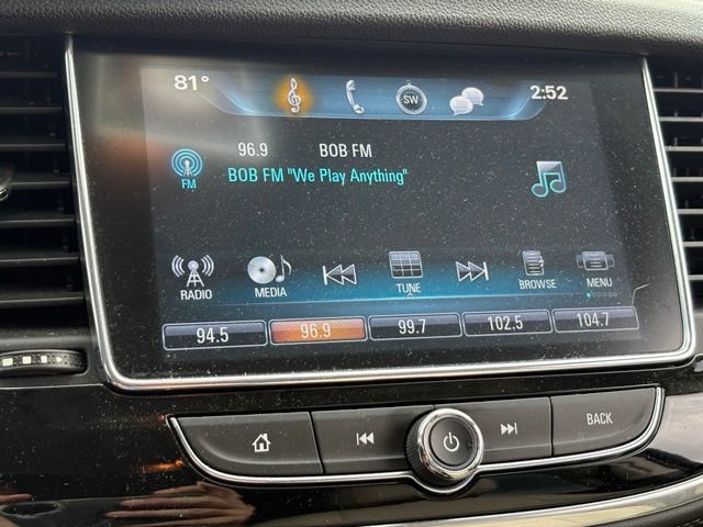 Used 2019 Buick Encore Essence AWD/4WD image 11