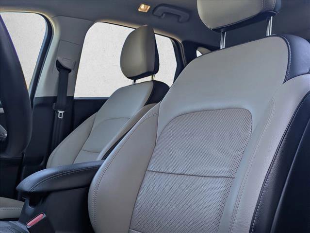 Used 2022 Ford Escape SEL w/ Class II Trailer Tow Package image 10