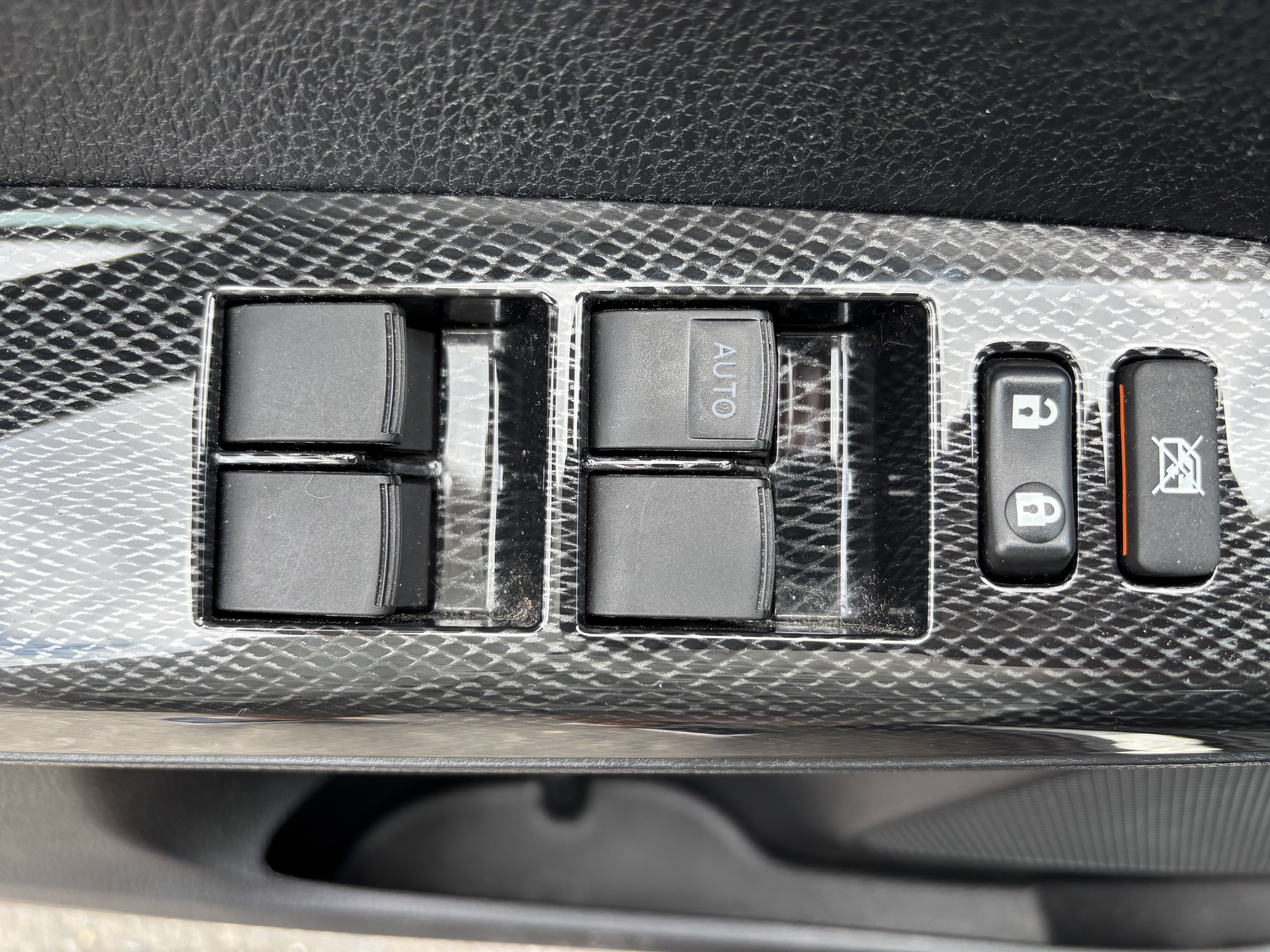 Used 2018 Toyota RAV4 Adventure w/ Plus Extra Value Package AWD/4WD image 17