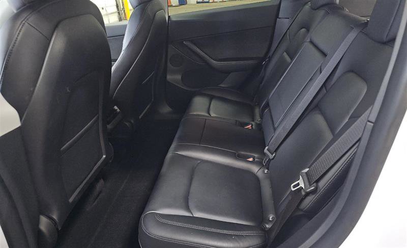 Used 2021 Tesla Model Y Performance image 7