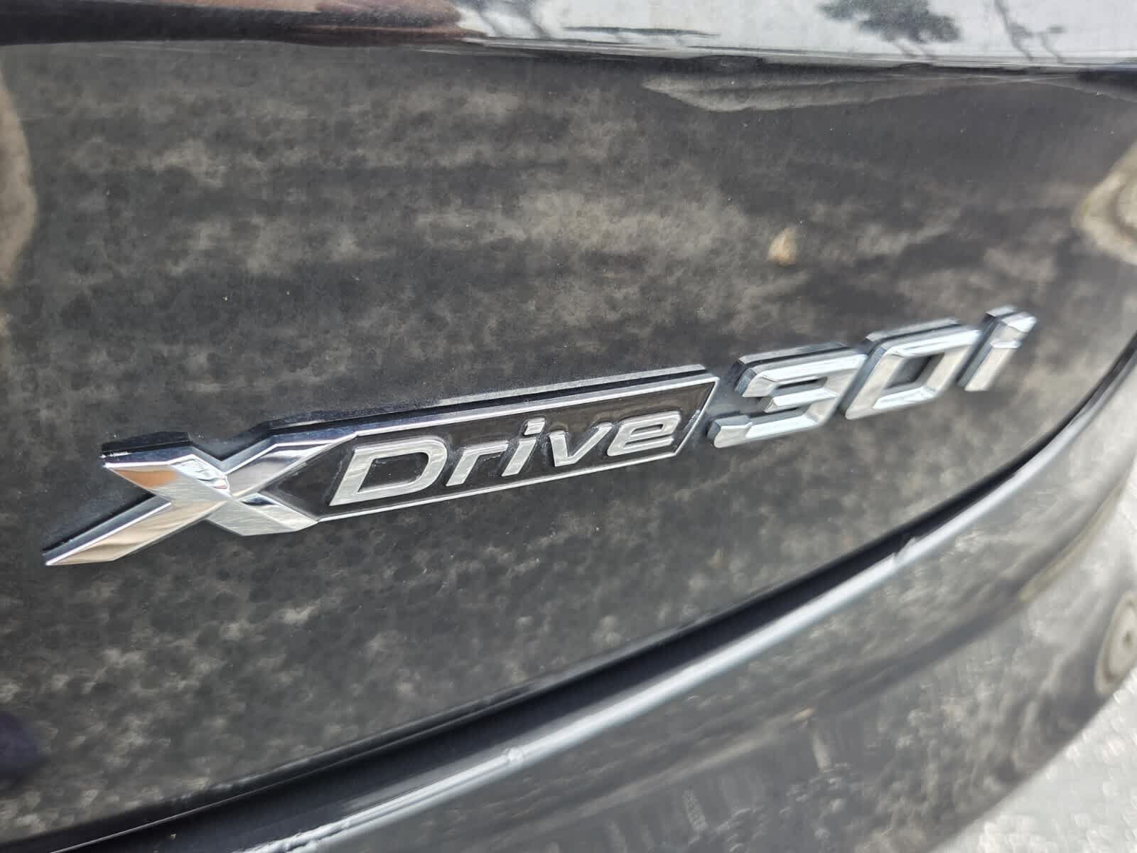 Used 2019 BMW X4 xDrive30i w/ M Sport Package 2 AWD/4WD image 17