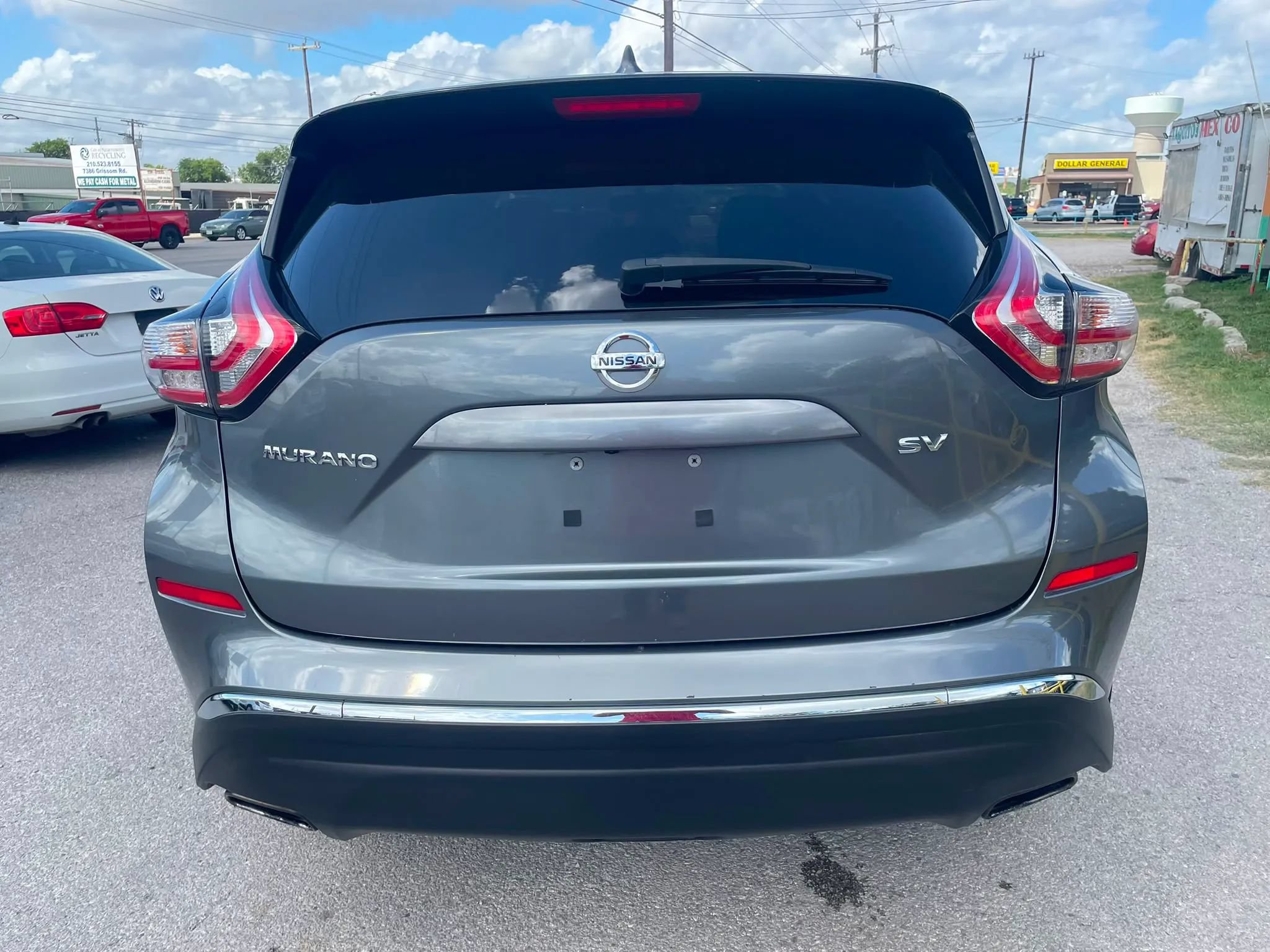 Used 2016 Nissan Murano SV FWD image 2
