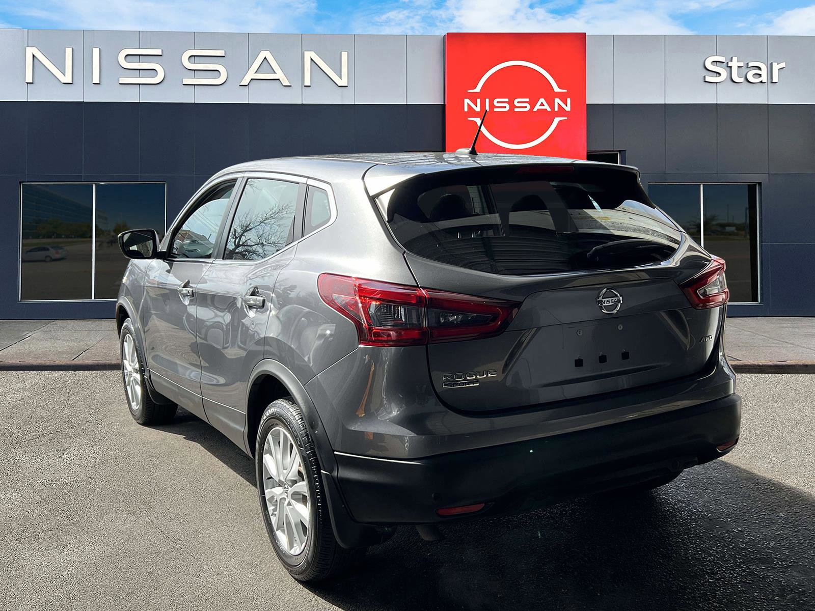 Used 2022 Nissan Rogue Sport S AWD/4WD image 4