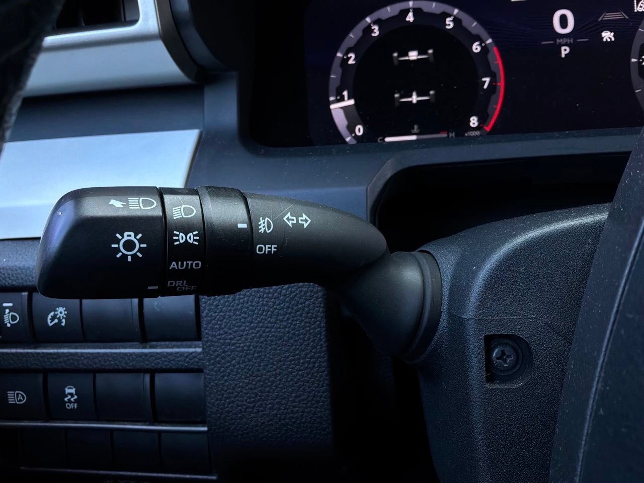 Used 2024 Toyota Tacoma TRD Sport RWD image 37