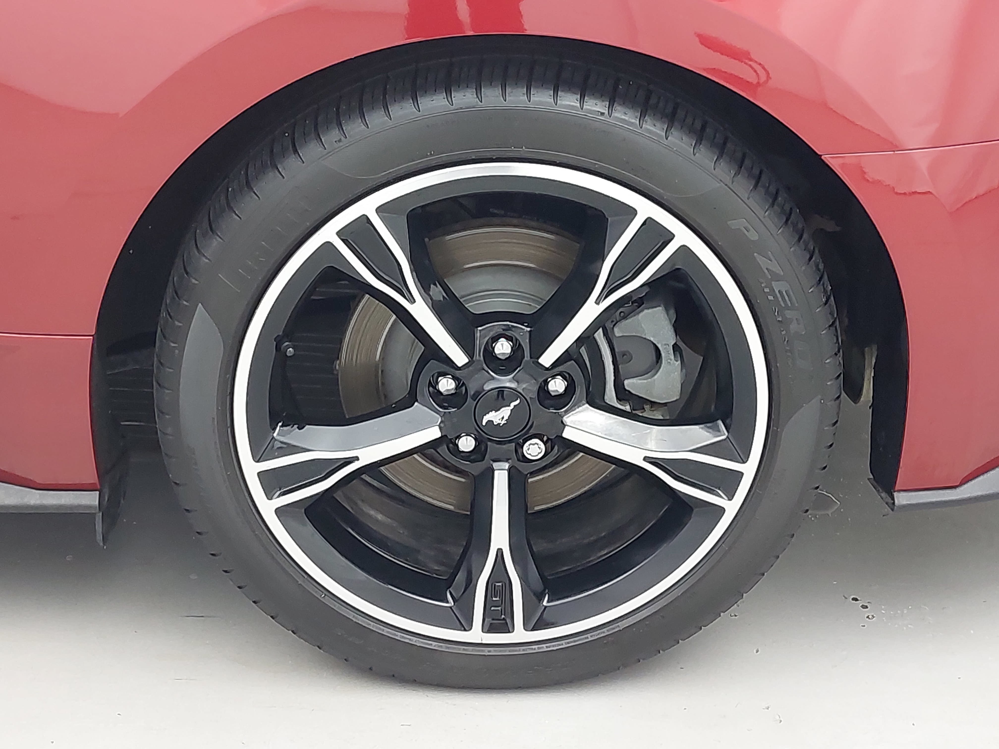 Used 2016 Ford Mustang GT Premium w/ Equipment Group 401A RWD image 34