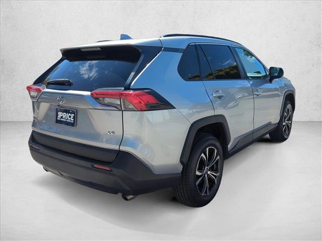 Certified 2021 Toyota RAV4 LE FWD image 5