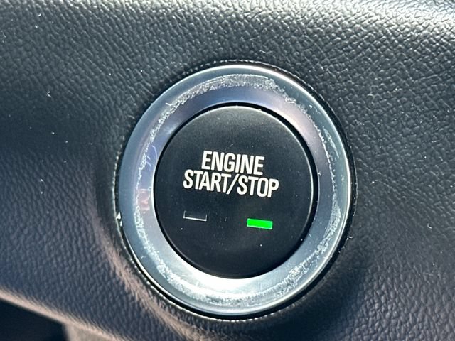 Used 2023 GMC Terrain SLE w/ Driver Convenience Package AWD/4WD image 32
