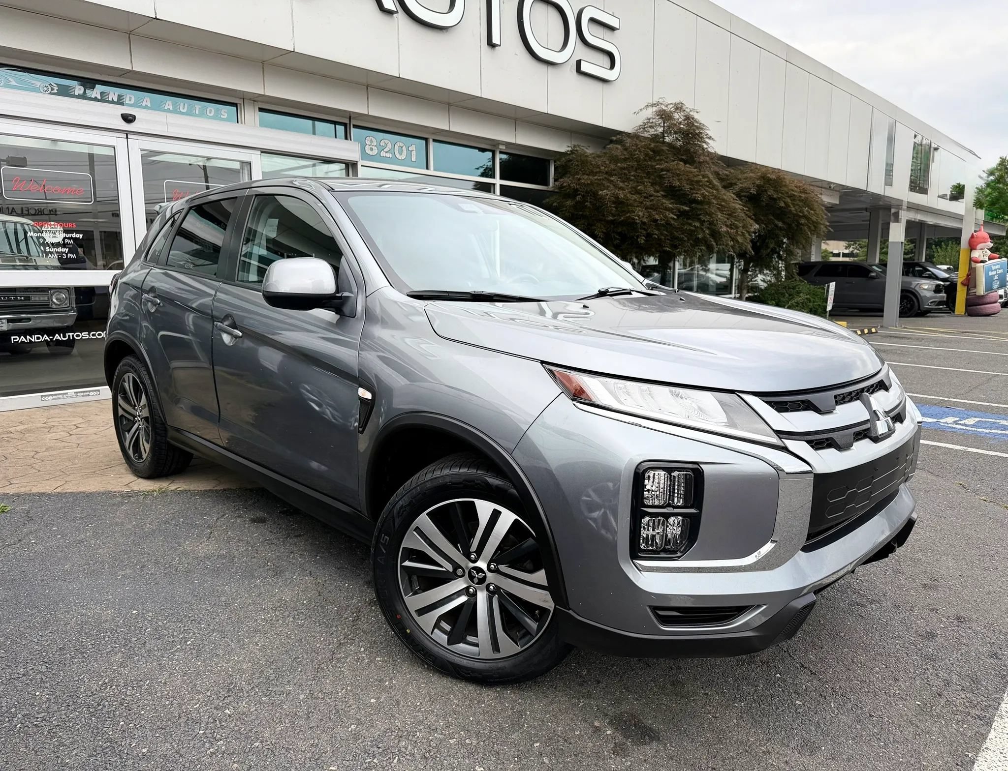Used 2022 Mitsubishi Outlander Sport SE AWD/4WD image 1