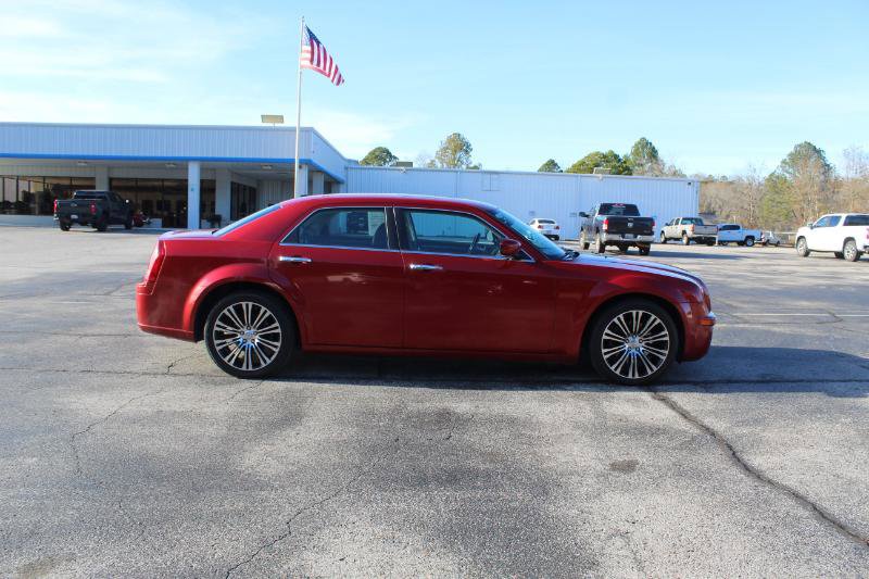 Used 2010 Chrysler 300 S image 5