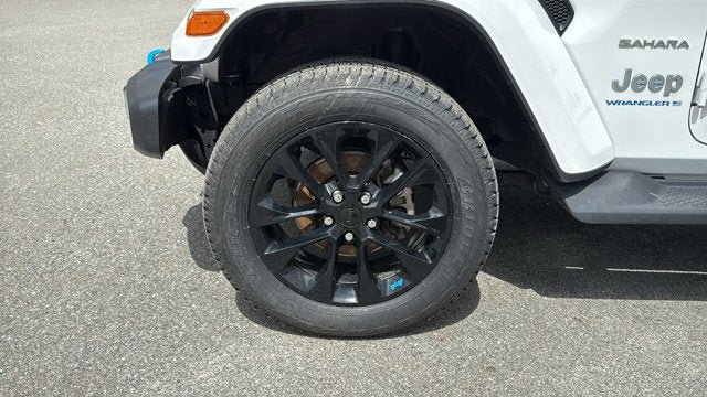 Certified 2023 Jeep Wrangler Unlimited Sahara w/ Cold Weather Group AWD/4WD image 11