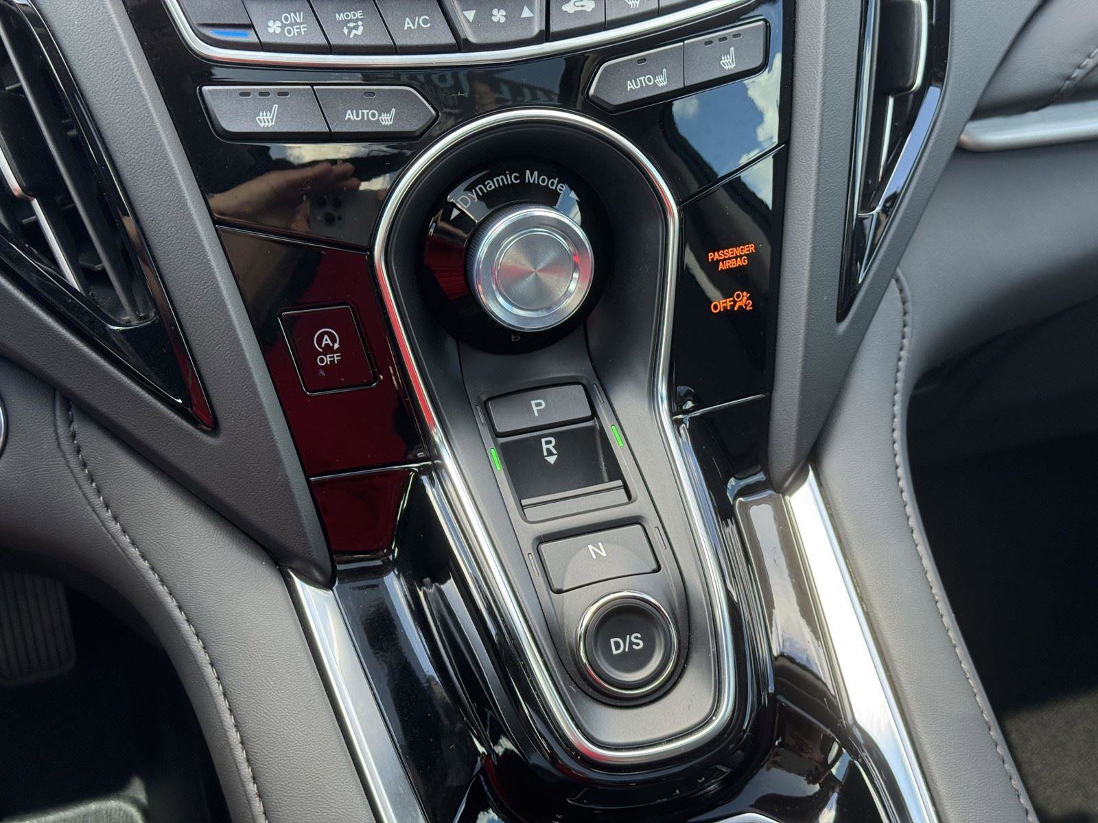 Used 2024 Acura RDX SH-AWD image 10