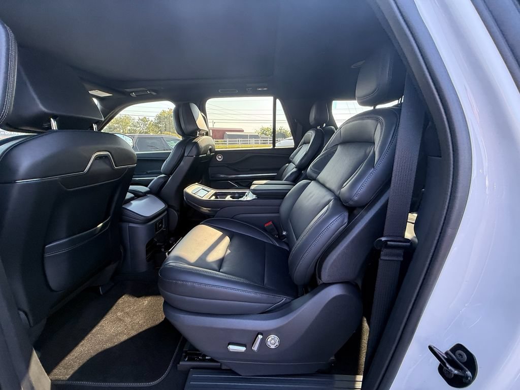 Used 2026 Lincoln Navigator L Reserve w/ Jet Appearance Package AWD/4WD image 20
