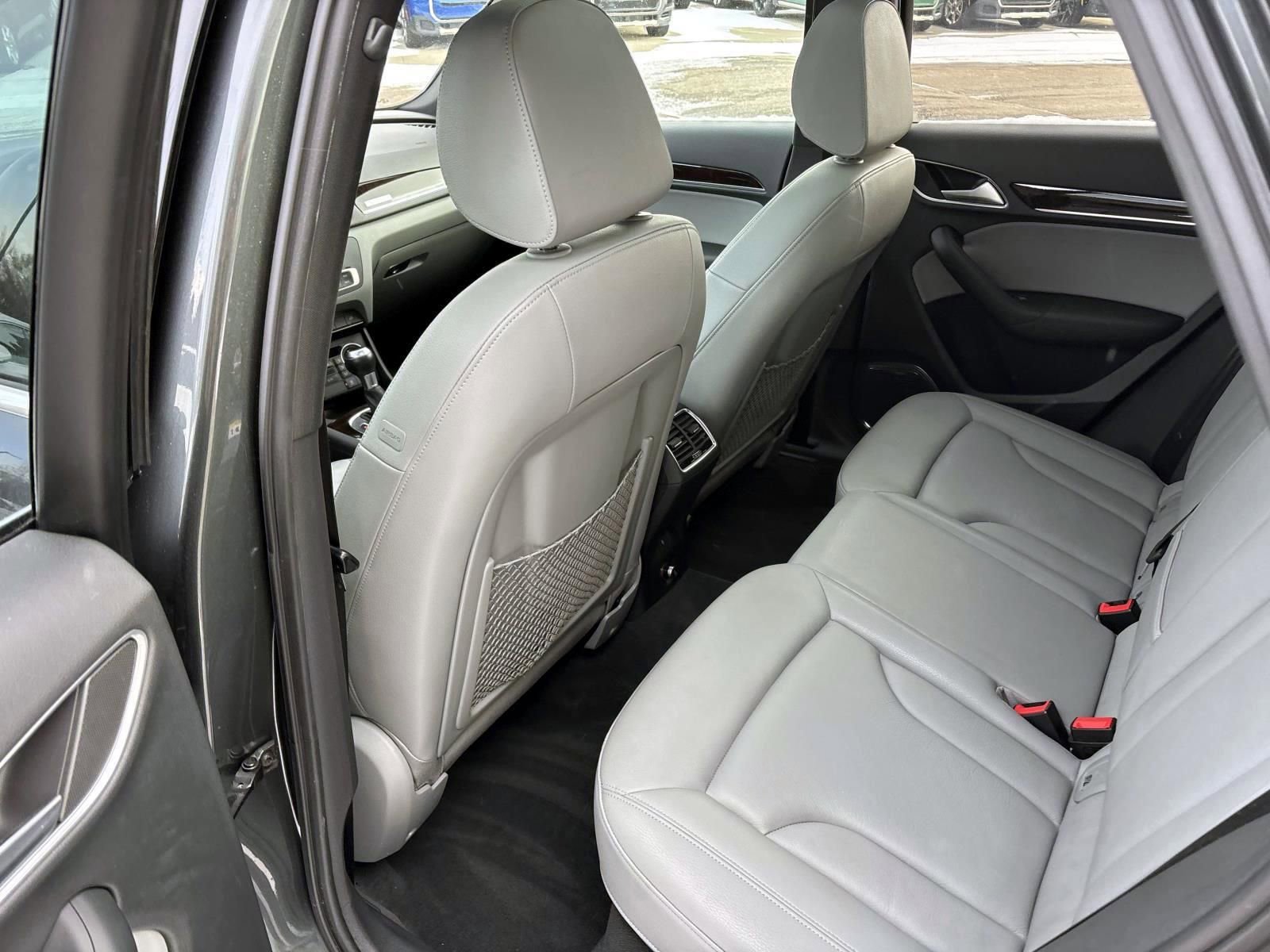 Used 2018 Audi Q3 2.0T Premium Plus image 27