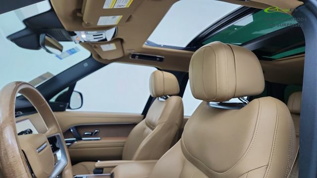 Used 2023 Land Rover Range Rover Long Wheelbase SE image 35