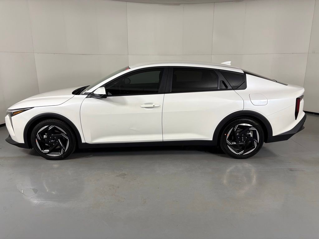 New 2026 Kia K4 EX image 5