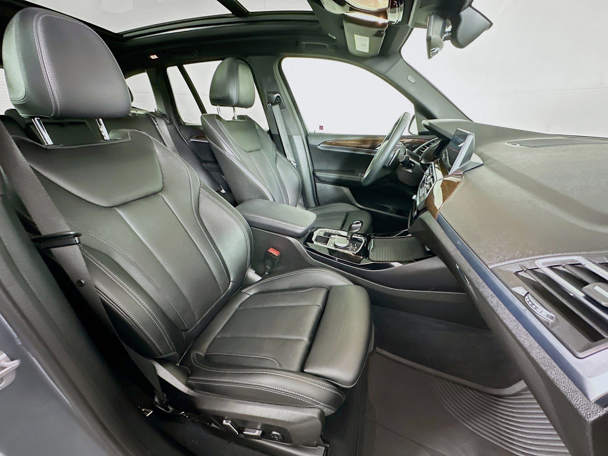 Used 2024 BMW X3 xDrive30i w/ Convenience Package image 34