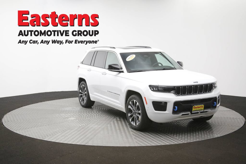 Used 2022 Jeep Grand Cherokee Overland AWD/4WD image 54
