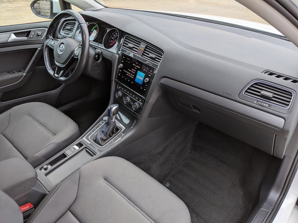 Used 2019 Volkswagen e-Golf SE w/ Driver Assistance Package image 20