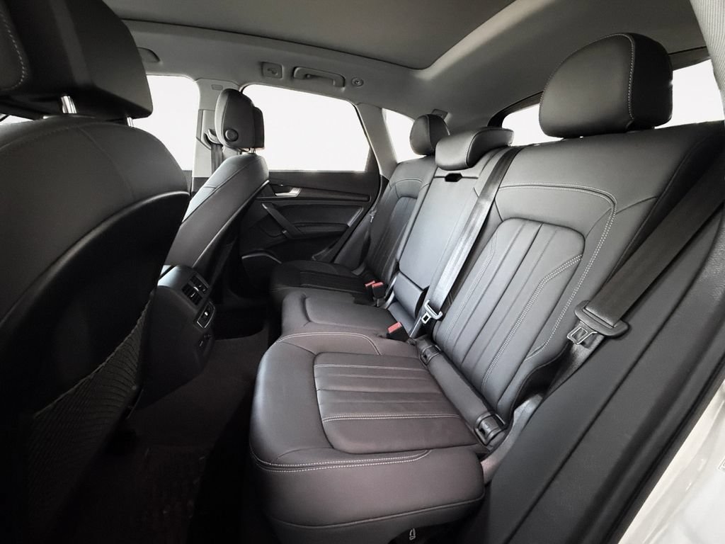 Used 2023 Audi Q5 Premium w/ Premium Plus Package AWD/4WD image 12