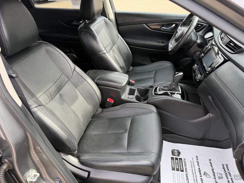 Used 2017 Nissan Rogue SL w/ SL Premium Package image 38
