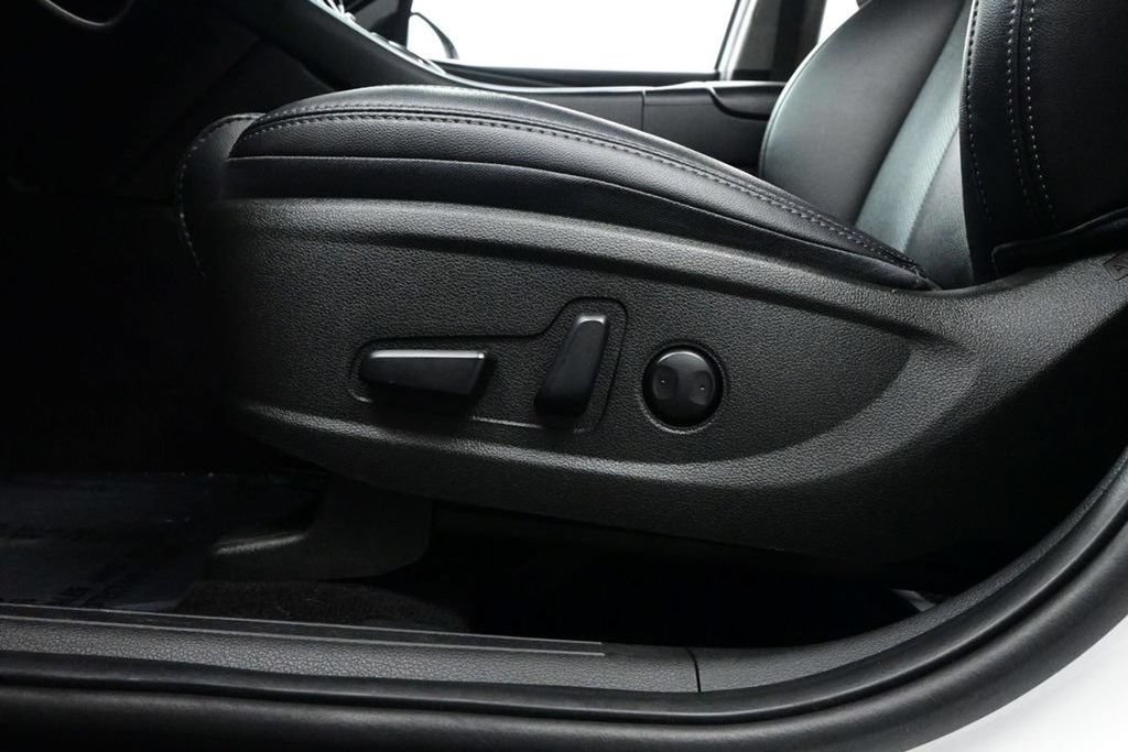 Used 2023 Hyundai Santa Fe XRT FWD image 17