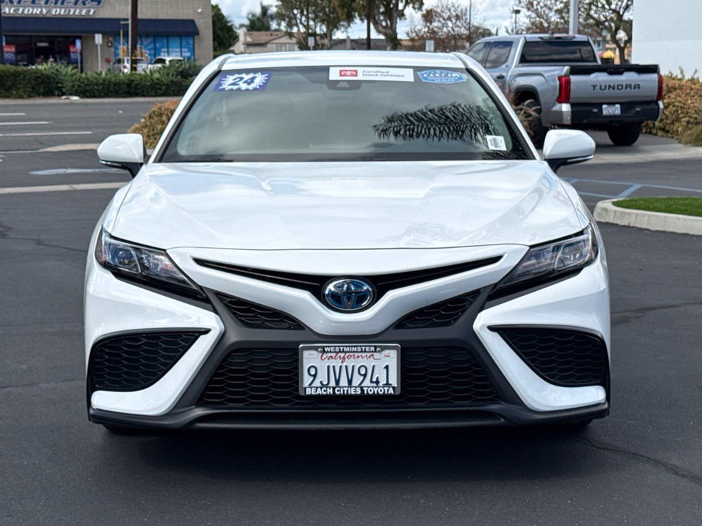 Certified 2024 Toyota Camry SE FWD image 4