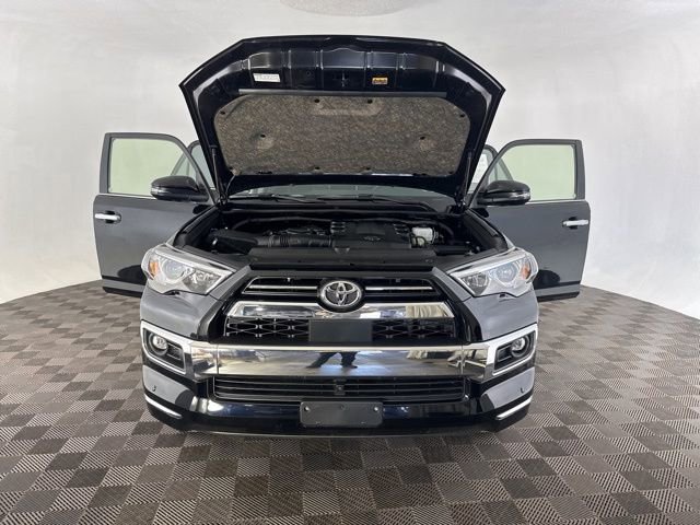 Used 2024 Toyota 4Runner Limited image 14