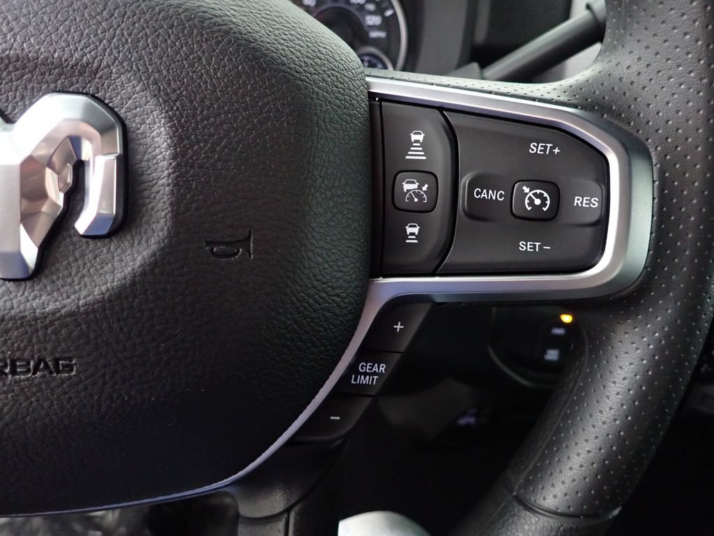New 2026 RAM 2500 Tradesman AWD/4WD image 27