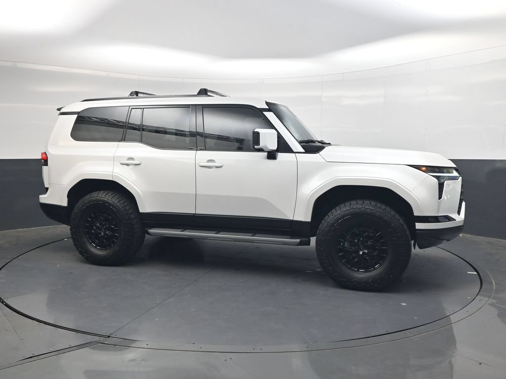 Used 2026 Lexus GX 550 w/ Accessory Package (2T) AWD/4WD image 4