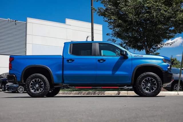 Used 2025 Chevrolet Silverado 1500 ZR2 w/ Technology Package AWD/4WD image 8