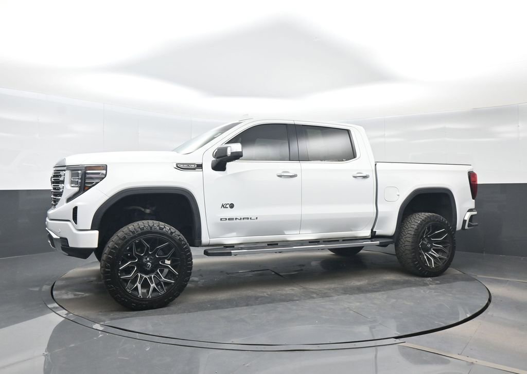 Used 2022 GMC Sierra 1500 Denali AWD/4WD image 2